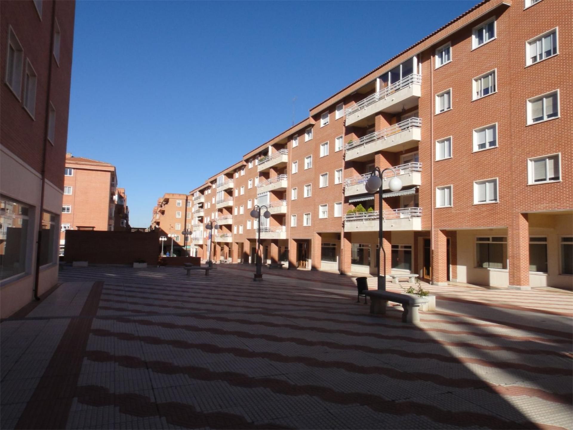 Vista exterior de Traster en venda en Ávila Capital