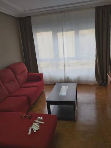 Piso en Alquiler en Calle de Ceriñola, 7 en El Natahoyo