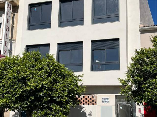 Piso en Venta en Calle Emilio Thuillier, 74 en Barrio de Ciudad Jardín