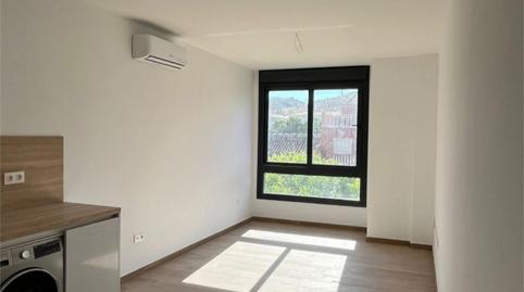 Foto 4 de Pis en venda a Calle Emilio Thuillier, 74, Barrio de Ciudad Jardín, Málaga