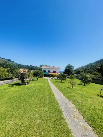 Casa-chalet en Venta en Barrio Mioño, 109 en Mioño - Santullán