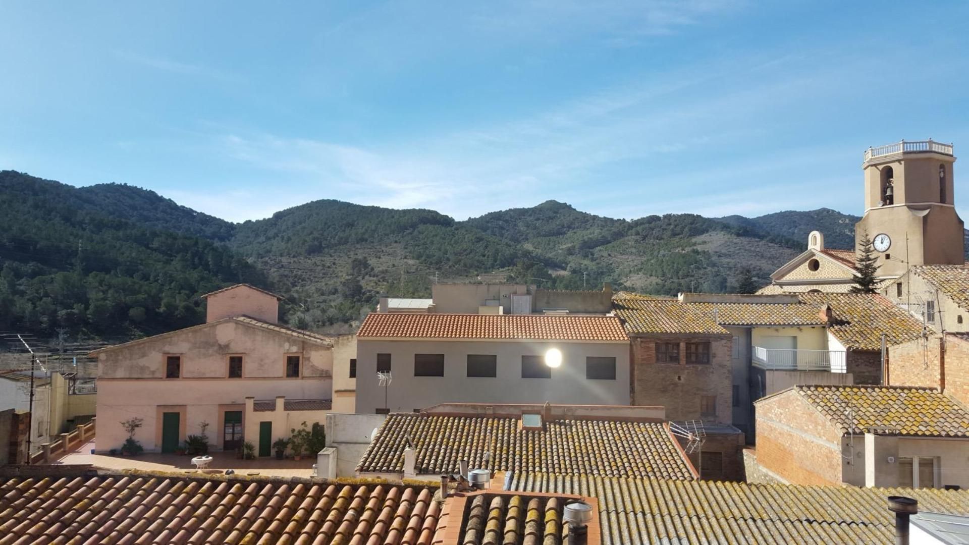 Vista exterior de Pis en venda en Riudecols amb Balcó