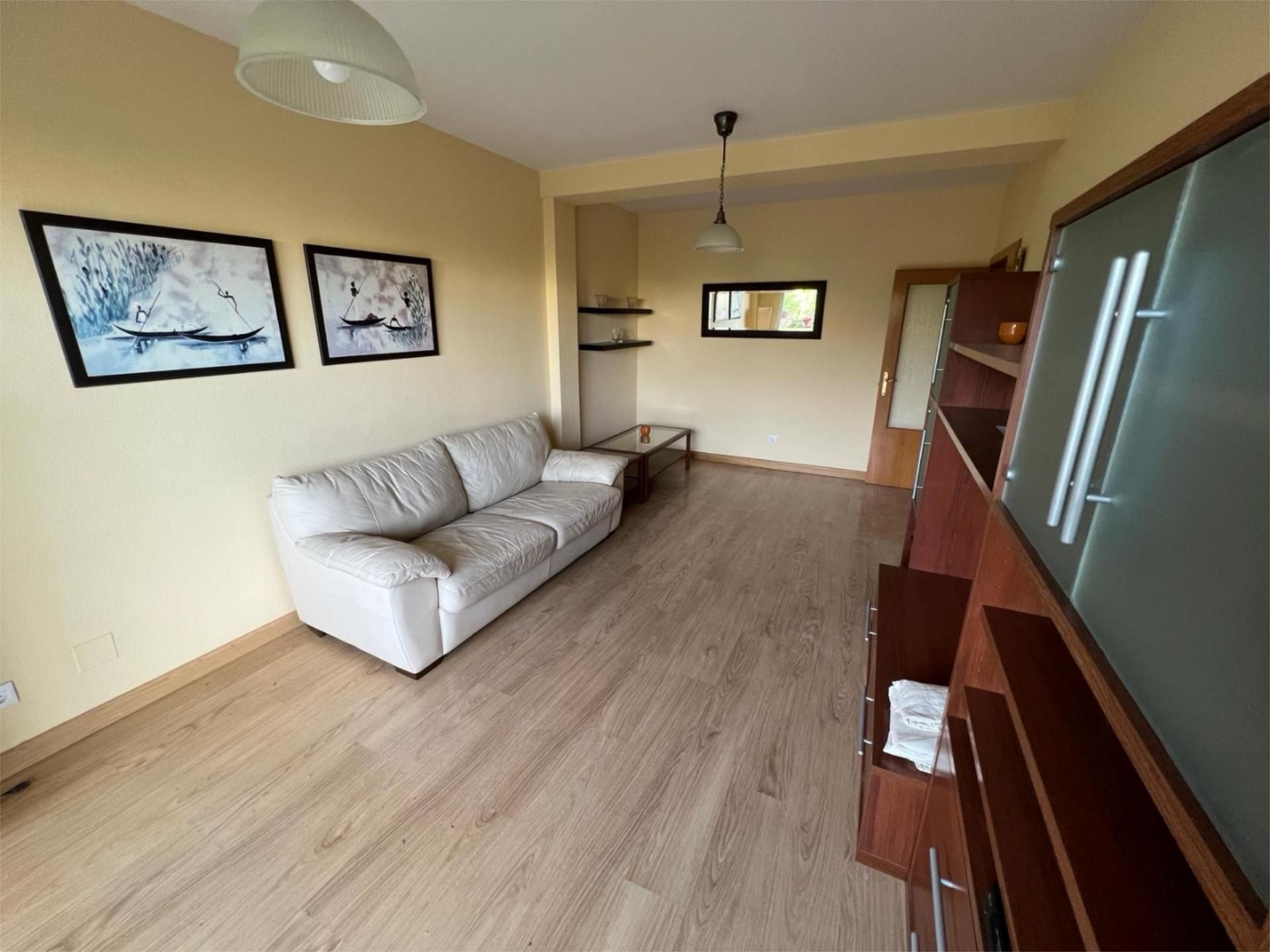 Sala d'estar de Pis de lloguer en Molina de Segura amb Parquet, Terrassa i Traster