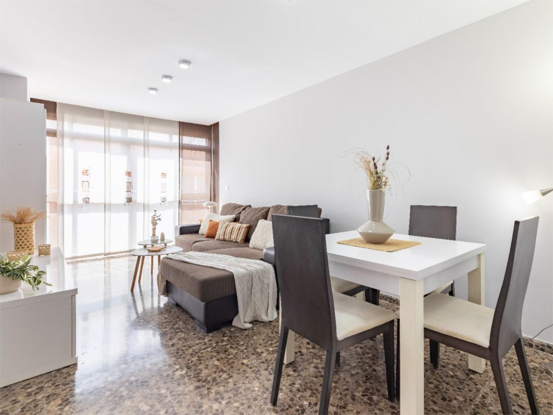 Living room of Flat for sale in  Valencia Capital  with Air Conditioner