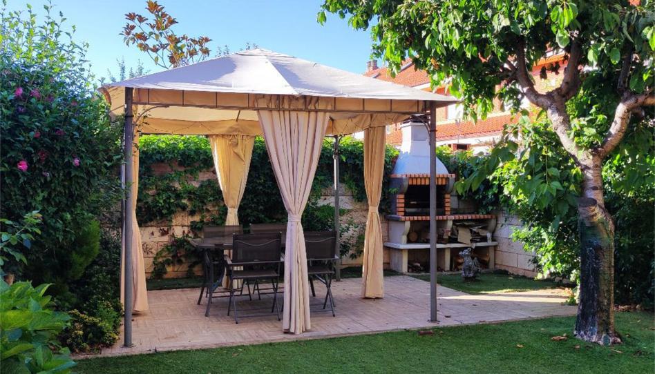 Single-family semi-detached for sale in Calle Real, 34, San Andrés del Rabanedo pueblo, San Andrés del Rabanedo - image 1 Photo 1 of Single-family semi-detached for sale in Calle Real, 34, San Andrés del Rabanedo pueblo, San Andrés del Rabanedo