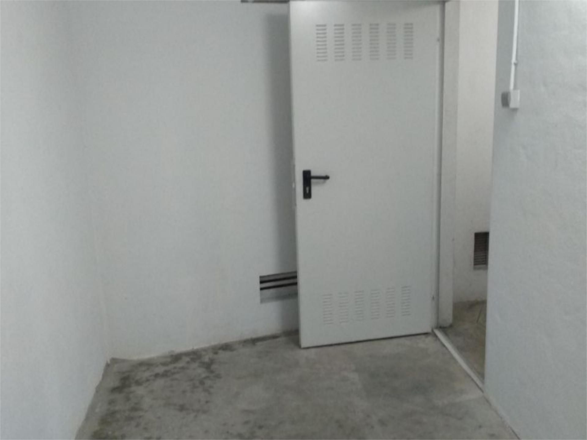 Box room to rent in Terrassa