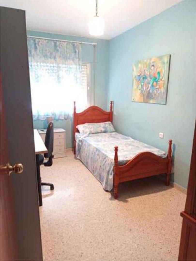 Bedroom of Flat to share in Montequinto