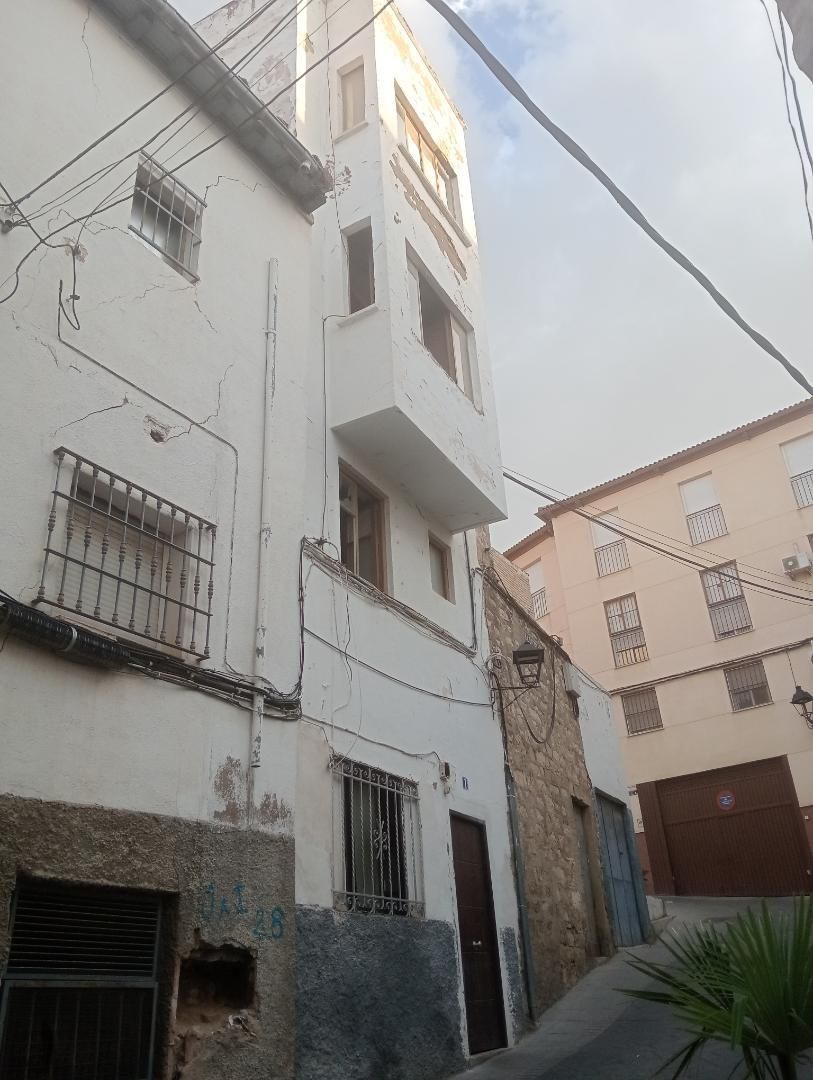 Exterior view of Single-family semi-detached for sale in  Jaén Capital  with Oven