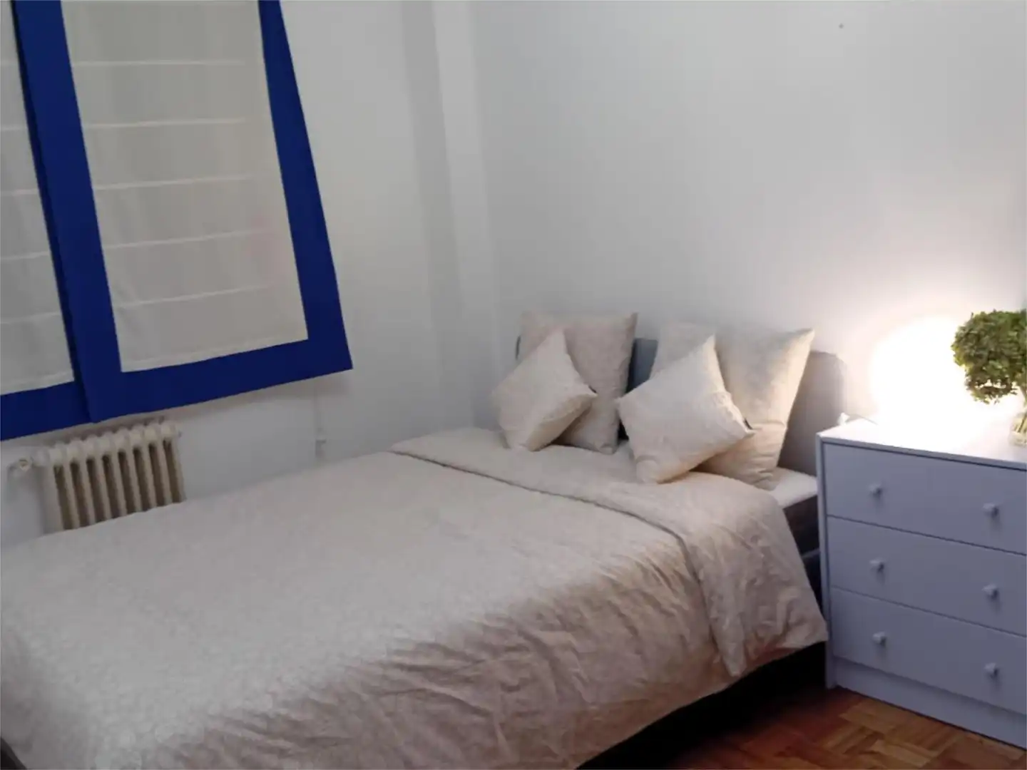 Flat for rent in Rúa dos Remedios, 57, Couto Bedroom of Flat for rent in Ourense Capital with Heating, Parquet flooring and Furnished