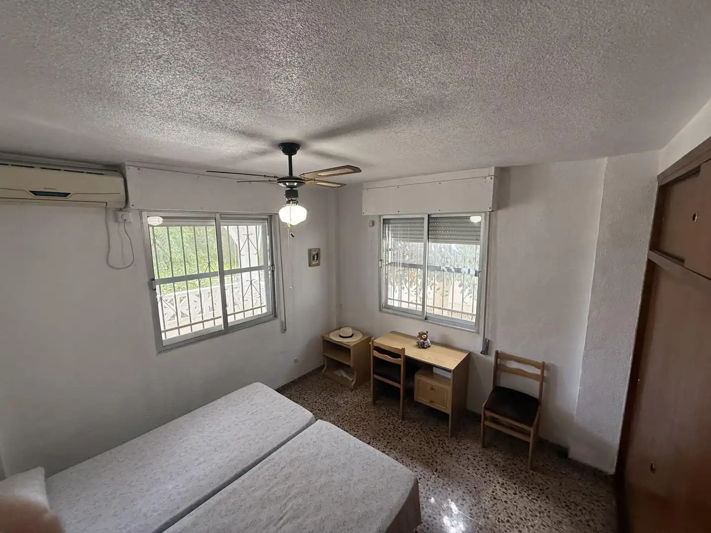 Bedroom of Houses for sale in Orihuela  with Air Conditioner, Terrace and Swimming Pool