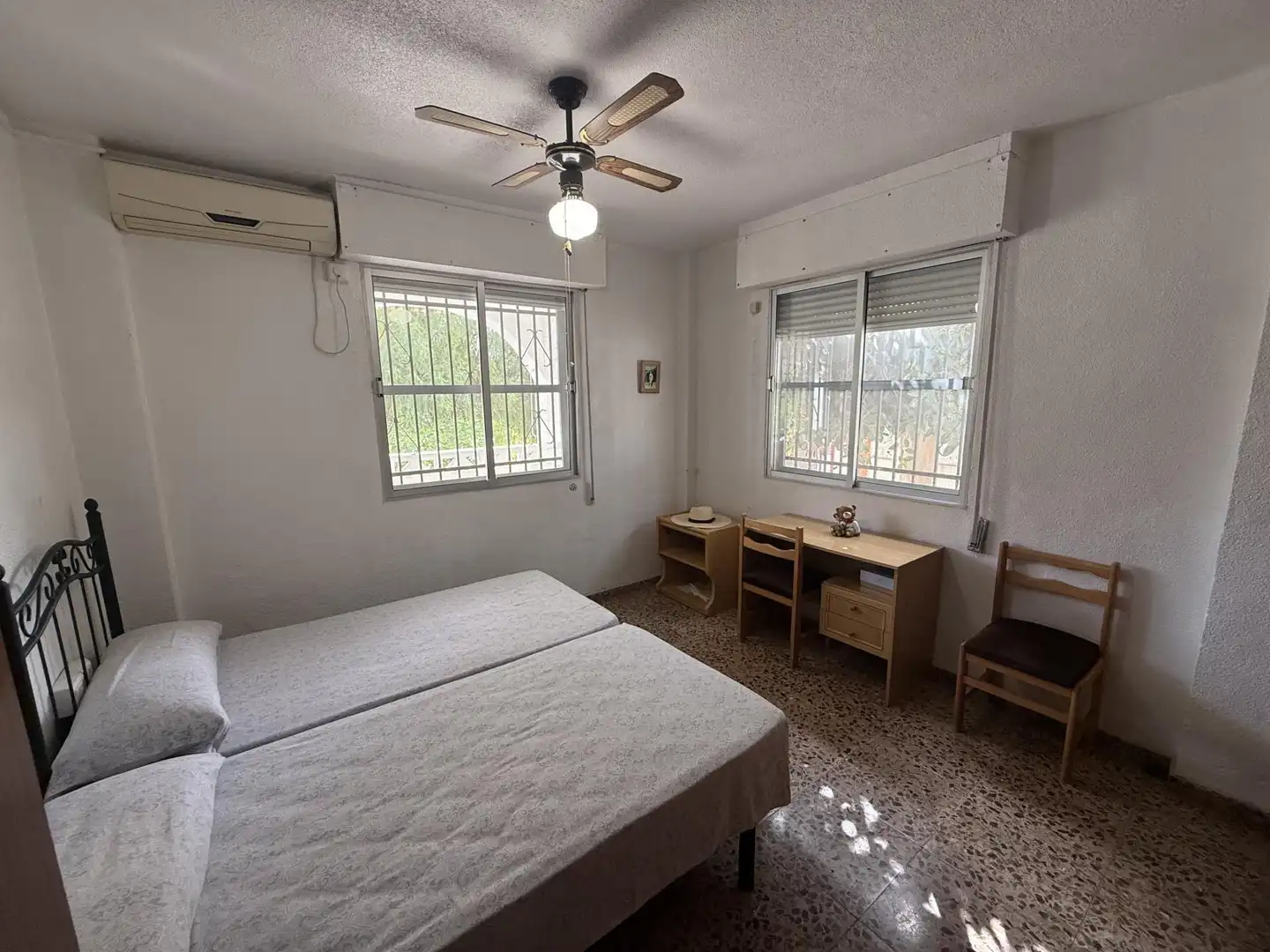 Bedroom of Houses for sale in Orihuela  with Air Conditioner, Terrace and Swimming Pool