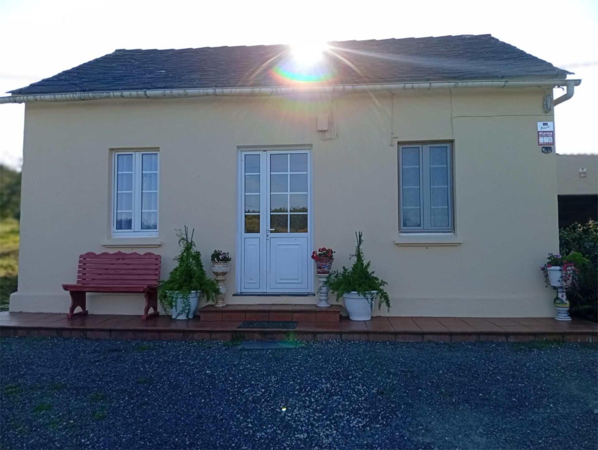 Vista exterior de Finca rústica en venda en Ortigueira amb Jardí privat