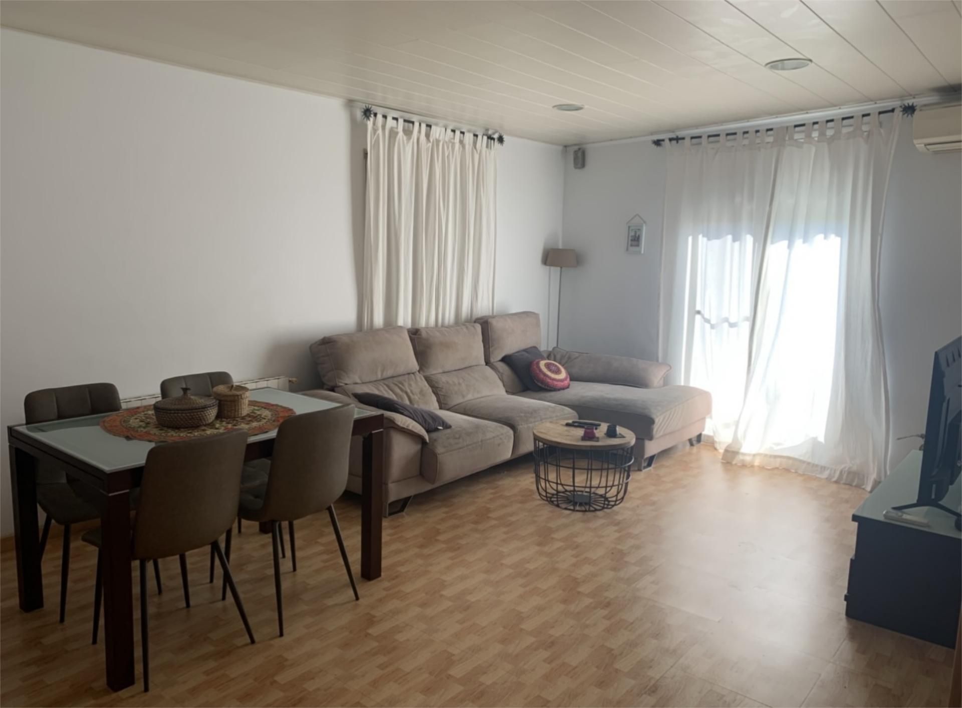 Living room of Flat for sale in Santa Coloma de Cervelló  with Air Conditioner, Terrace and Balcony