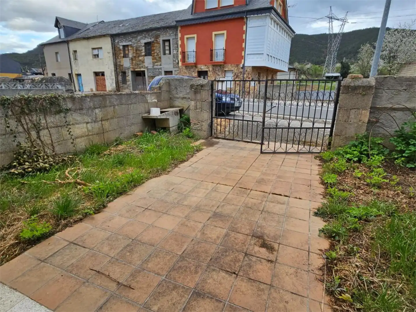 Casa o xalet en venda en Puente de Domingo Flórez amb Terrassa
