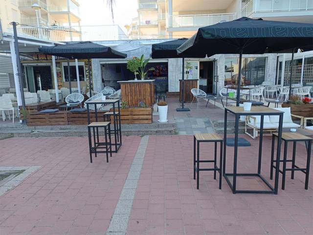 Local comercial en Alquiler en Avenida Papa Luna e 85, 26 en Playa Norte