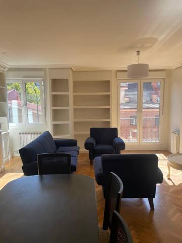 Piso en Venta en Camino Viejo de Simancas, 6 en Cuatro de Marzo