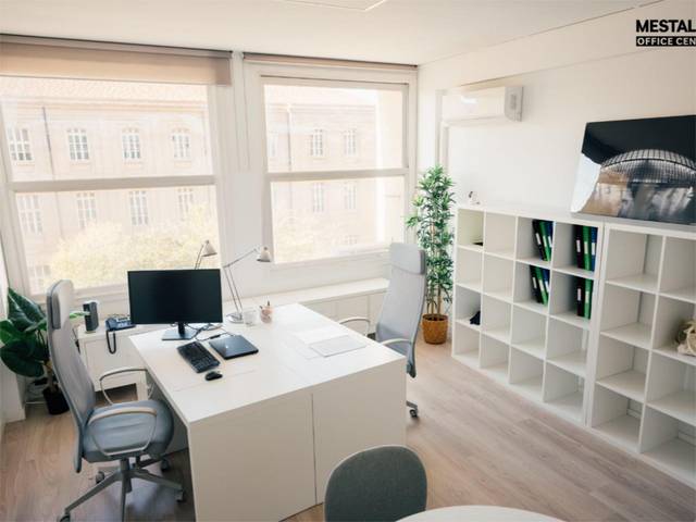 Oficina en Alquiler en Carrer del Naturalista Rafael Cisternas, 4 en Mestalla