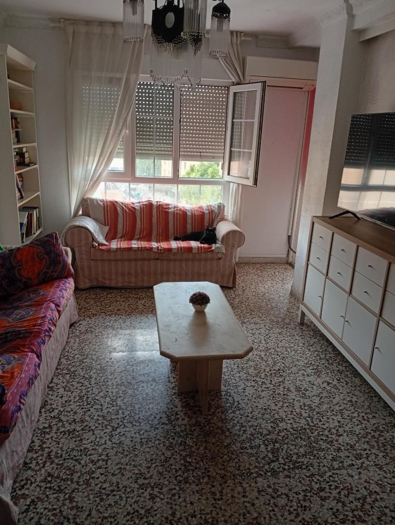 Sala d'estar de Pis de lloguer en  Almería Capital amb Aire condicionat, Calefacció i Moblat