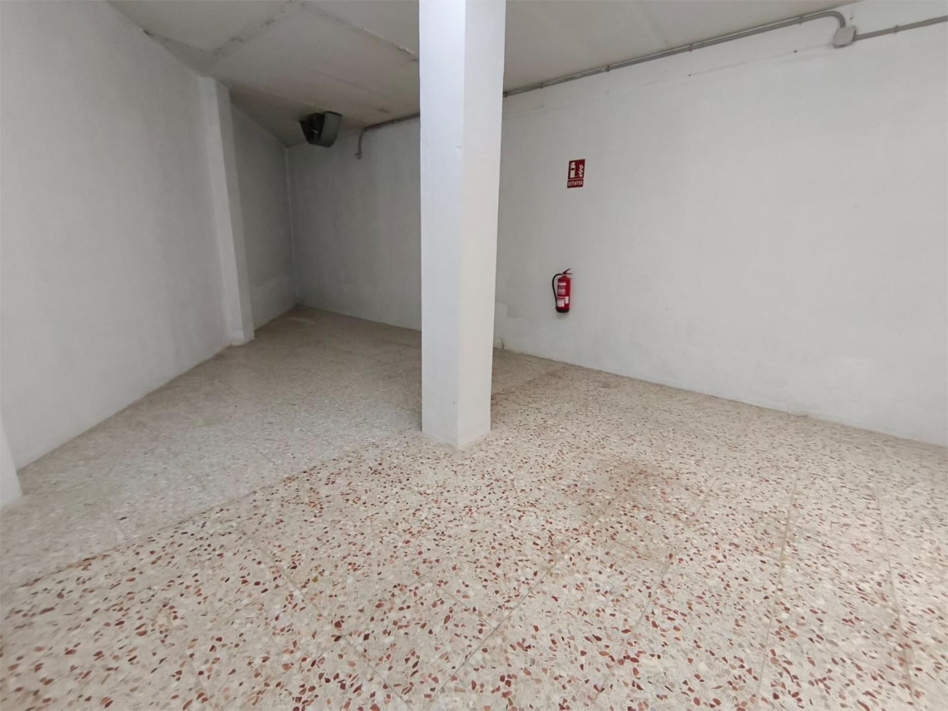 Box room to rent in Avenida Cortes Valencianes, 3, El Toscar