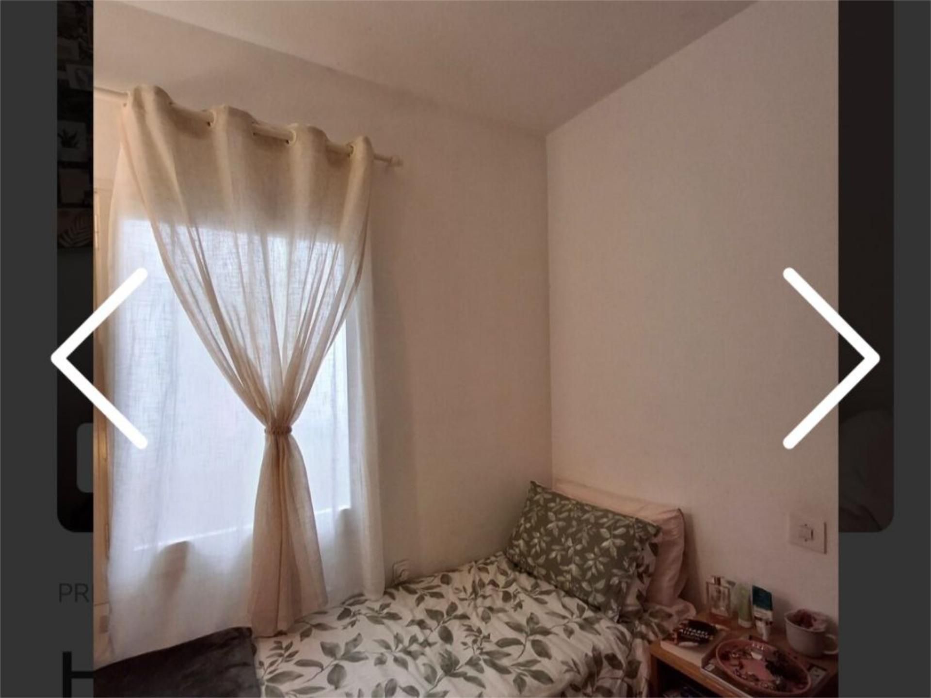 Bedroom of Flat to share in  Barcelona Capital  with Parquet flooring, Furnished and Balcony