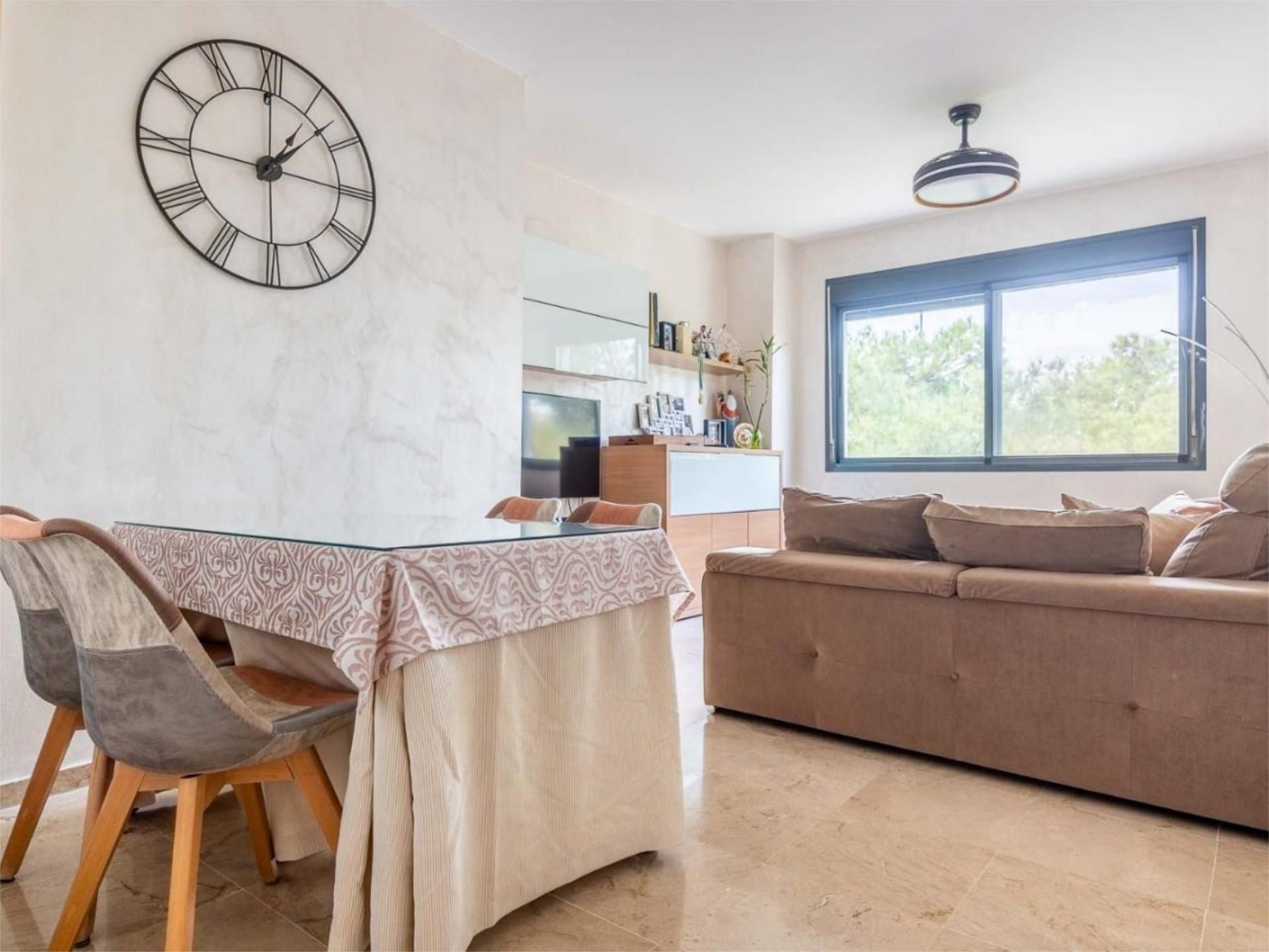 Flat for sale in Avenida Parsi, 1, Palmete Living room of Flat for sale in Sevilla Capital with Air Conditioner, Heating and Storage room