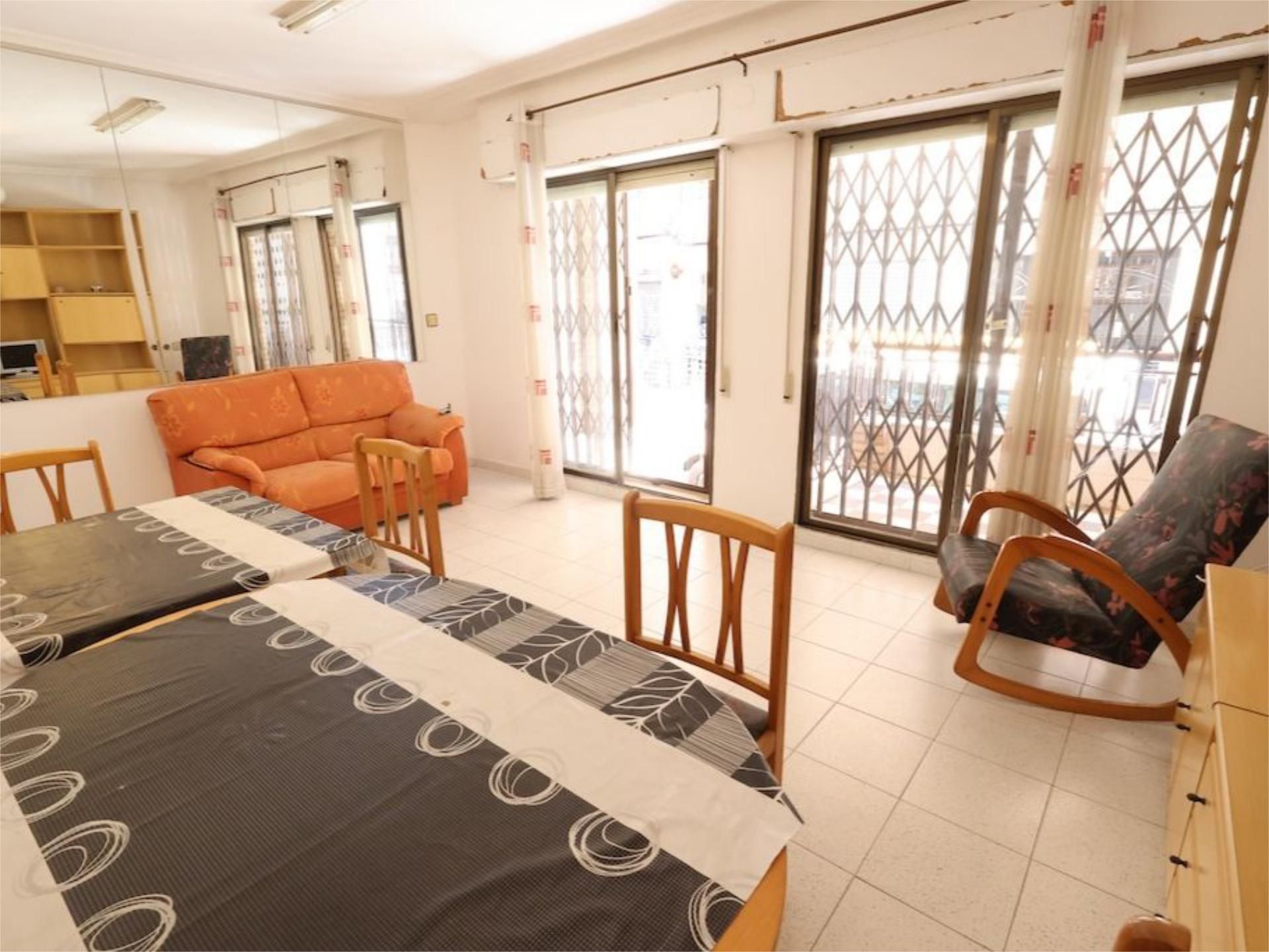 Apartment for sale in Calle Ramón y Cajal, 2, Centro - Muelle Pesquero Apartment for sale in Torrevieja with Balcony