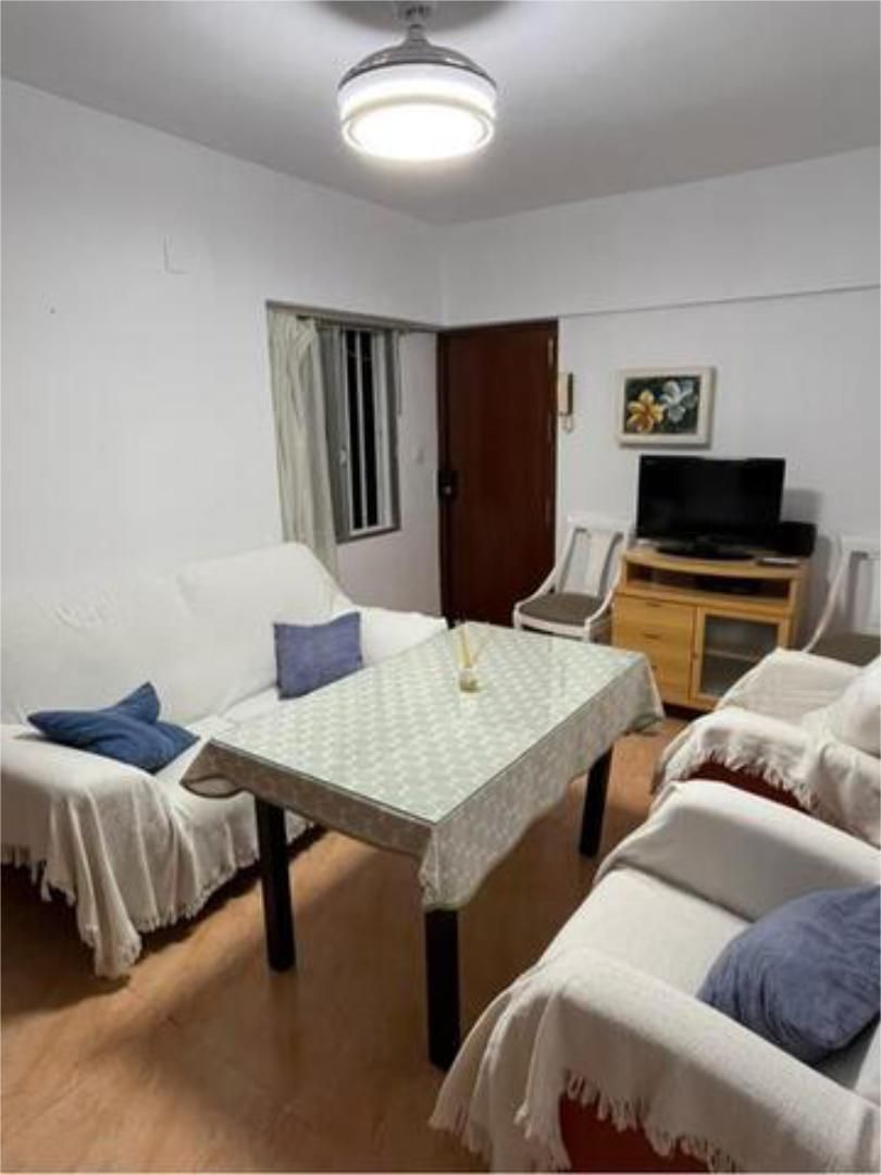 Study to share in Ciudad Jardín - Zoco Study to share in Ciudad Jardín - Zoco