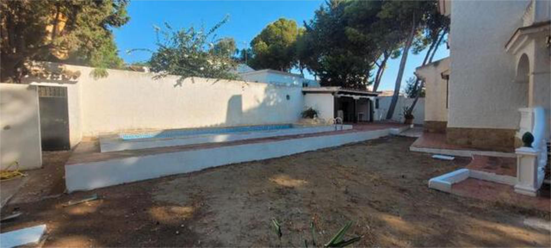 Exterior view of Single-family semi-detached for sale in Torremolinos  with Terrace and Swimming Pool