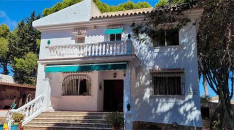 Photo 3 of Single-family semi-detached for sale in El Pinillo, Málaga