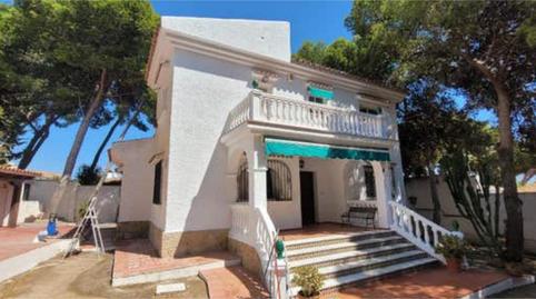 Foto 2 de Casa adosada en venta en El Pinillo, Torremolinos