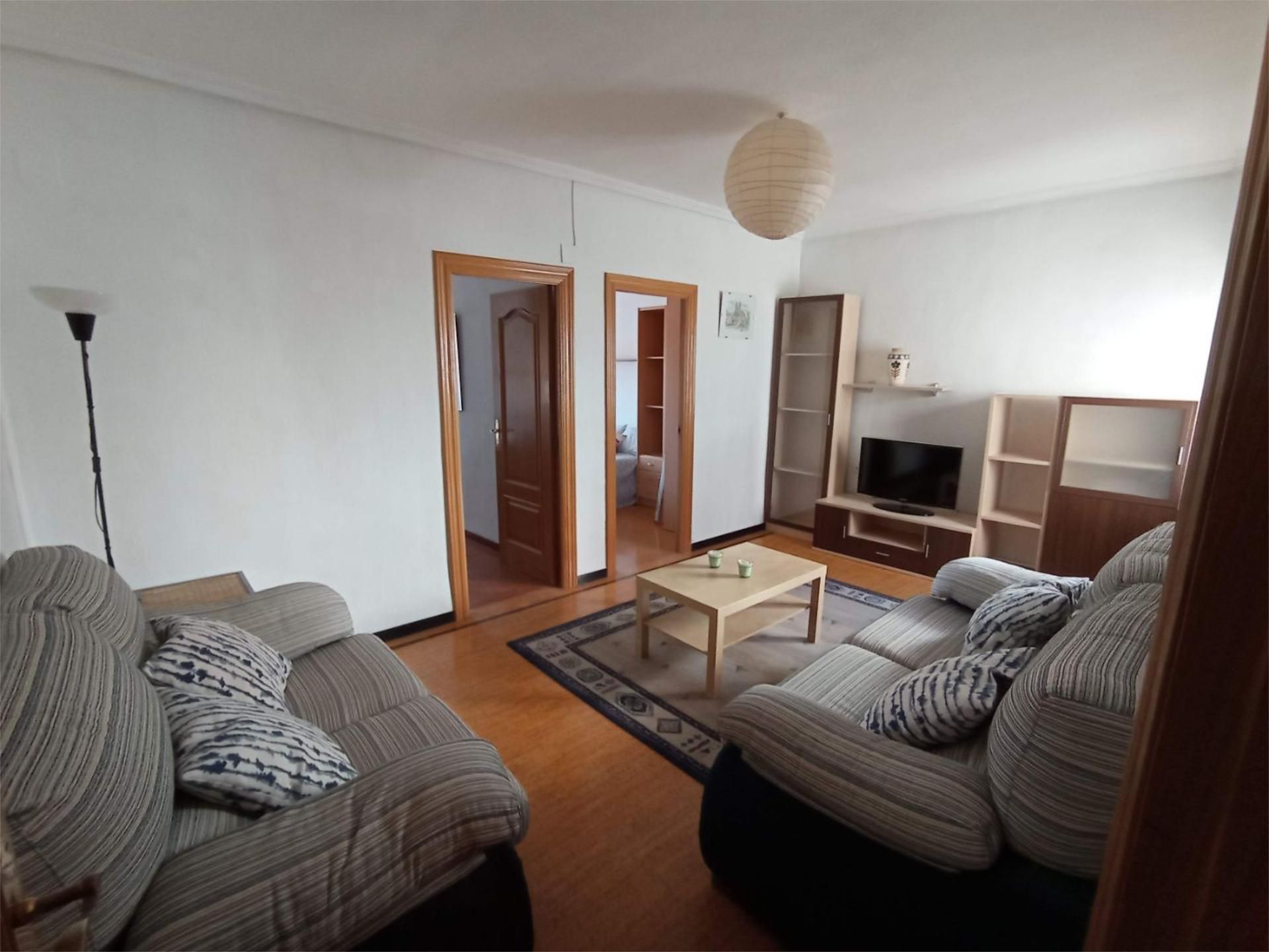 Sala de estar de Piso en venta en Valladolid Capital con Calefacción, Parquet y Terraza