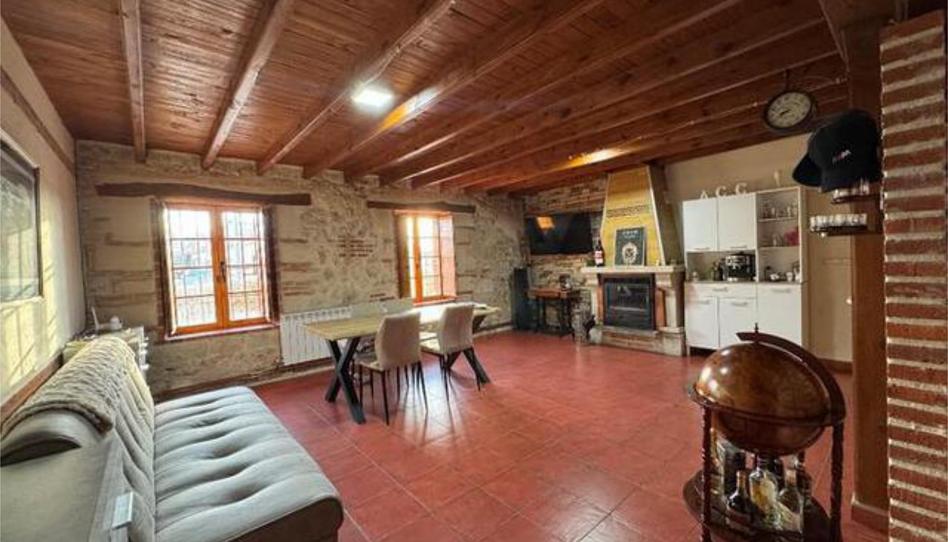 Single-family semi-detached for sale in Calzada de Valdunciel, Salamanca - image 1 Photo 1 of Single-family semi-detached for sale in Calzada de Valdunciel, Salamanca