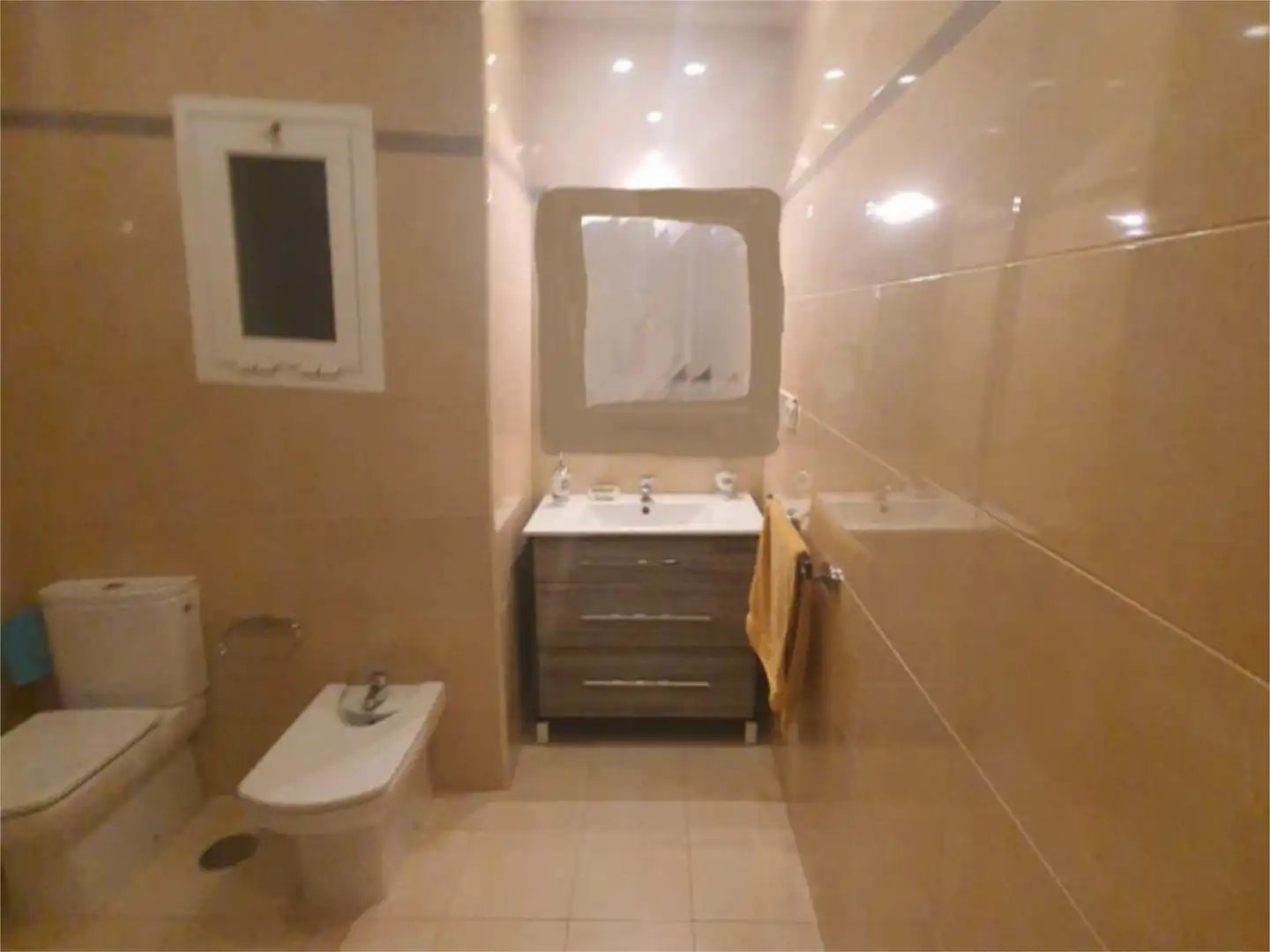 Piso en venta en Calle de Jacinto Verdaguer, 16, Opañel Baño de Piso en venta en Madrid Capital con Aire acondicionado y Balcón