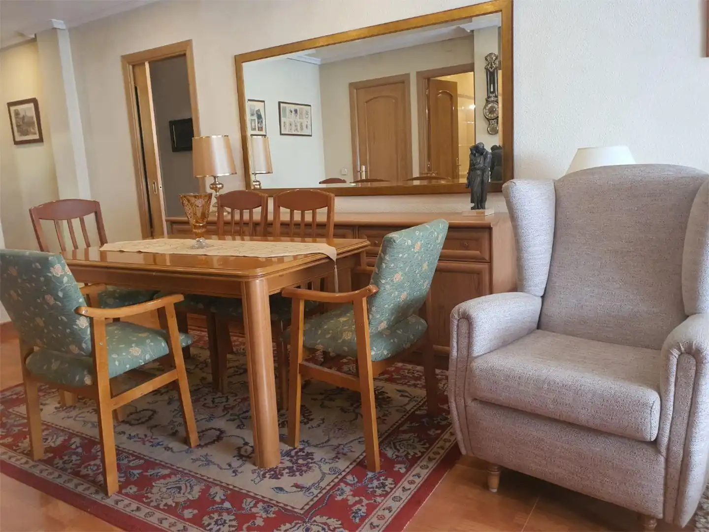Piso en venta en Calle de Jacinto Verdaguer, 16, Opañel Comedor de Piso en venta en Madrid Capital con Aire acondicionado y Balcón