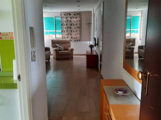 Piso en Venta en Calle Quintanar de la Orden, 10 en Alegría de la Huerta- Jardín de Málaga