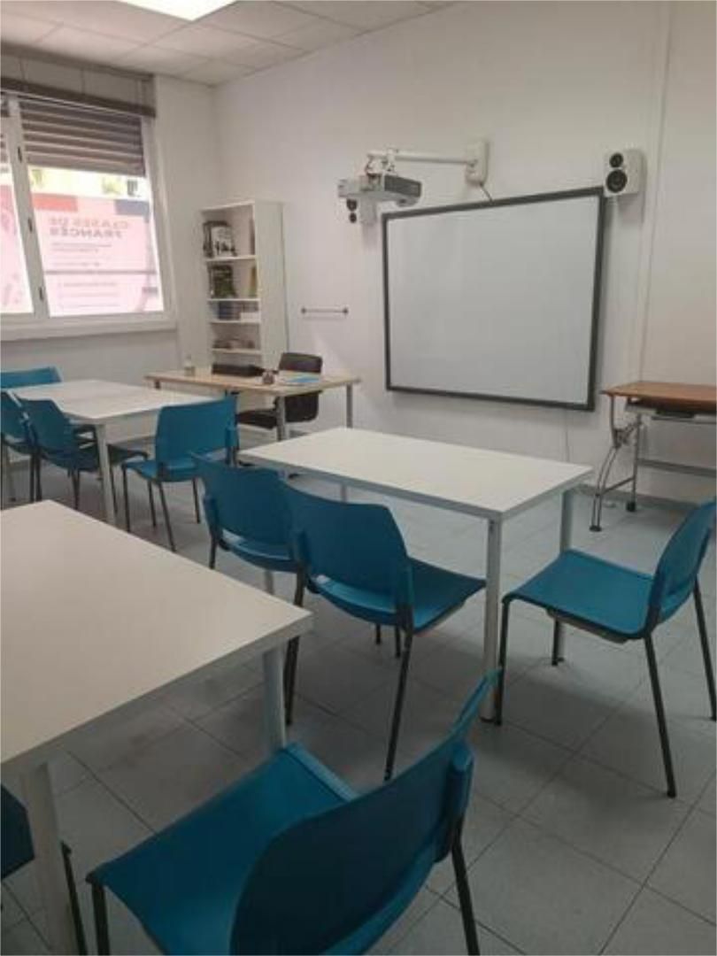 Oficina de alquiler en Barrio de Zaidín