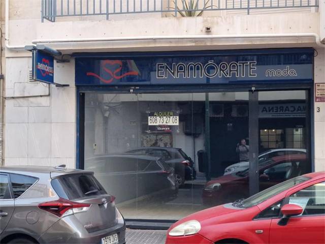 Local comercial en Alquiler en Calle de León XIII, 3 en Cruz Roja