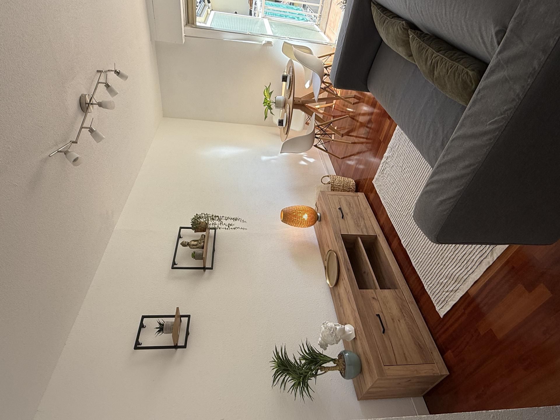 Sala de estar de Piso de alquiler en Medina de Pomar con Calefacción, Parquet y Terraza