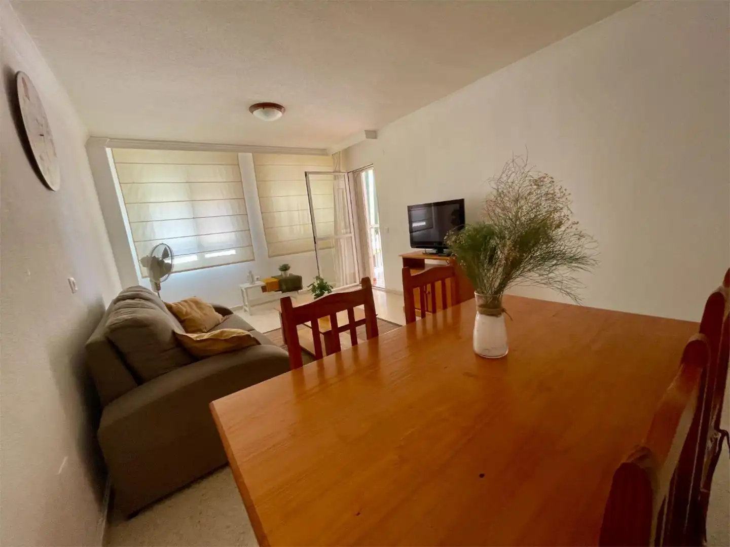 Piso en venta en Calle Rodolfo Halffter, 5, Santa Cristina - San Rafael Sala de estar de Piso en venta en Málaga Capital con Aire acondicionado y Terraza