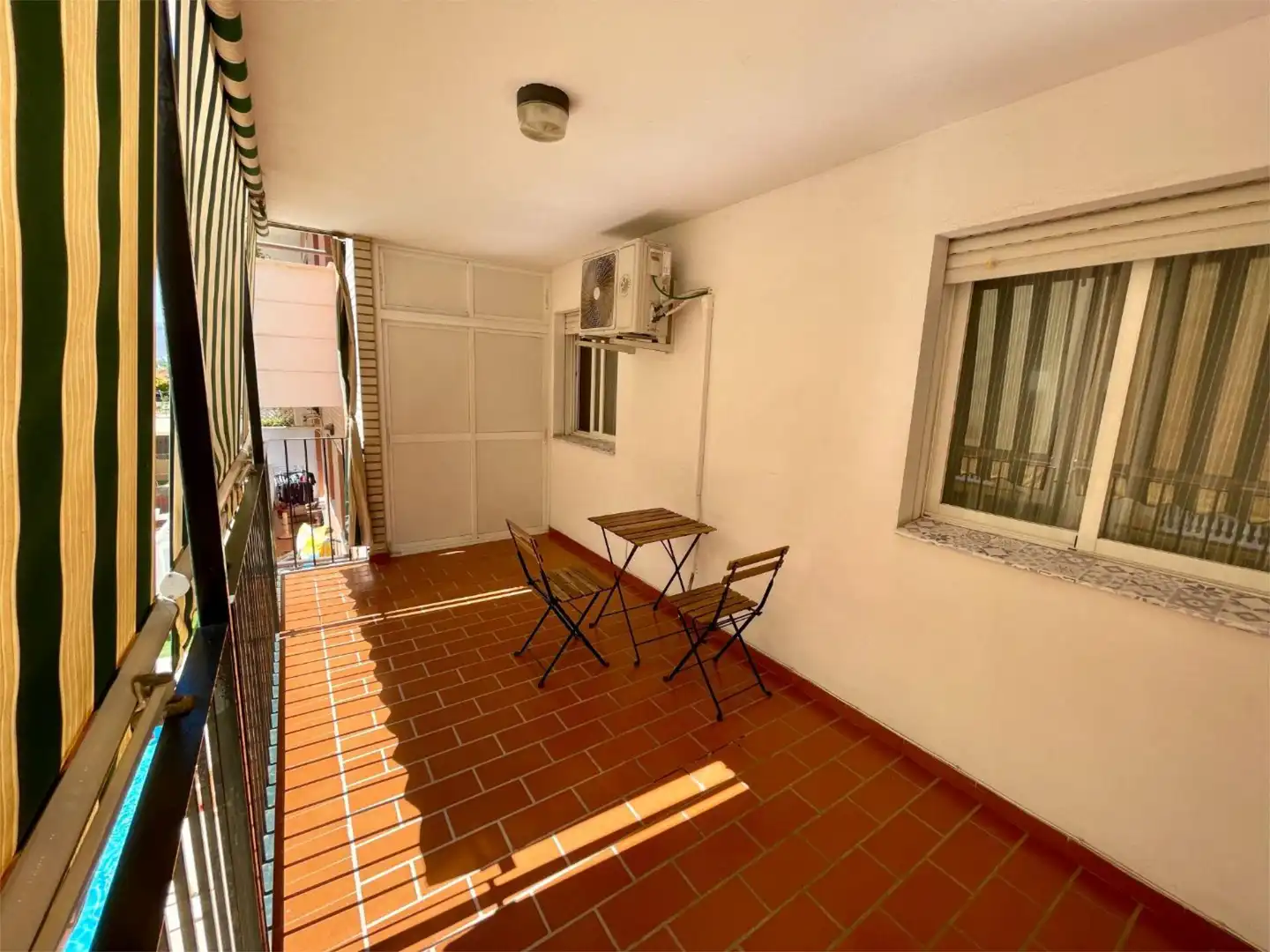 Piso en venta en Calle Rodolfo Halffter, 5, Santa Cristina - San Rafael Terraza de Piso en venta en Málaga Capital con Aire acondicionado y Terraza