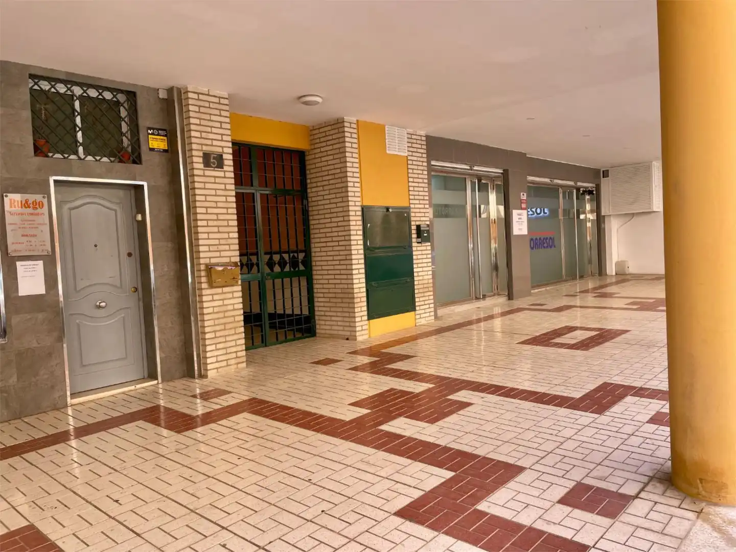 Piso en venta en Calle Rodolfo Halffter, 5, Santa Cristina - San Rafael Piso en venta en Málaga Capital con Aire acondicionado y Terraza