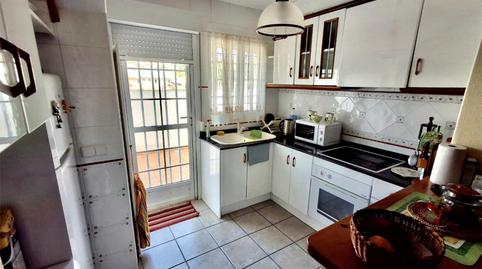 Foto 4 de Casa adosada en venda a Calle Alborán, 3, Aguas Nuevas, Alicante