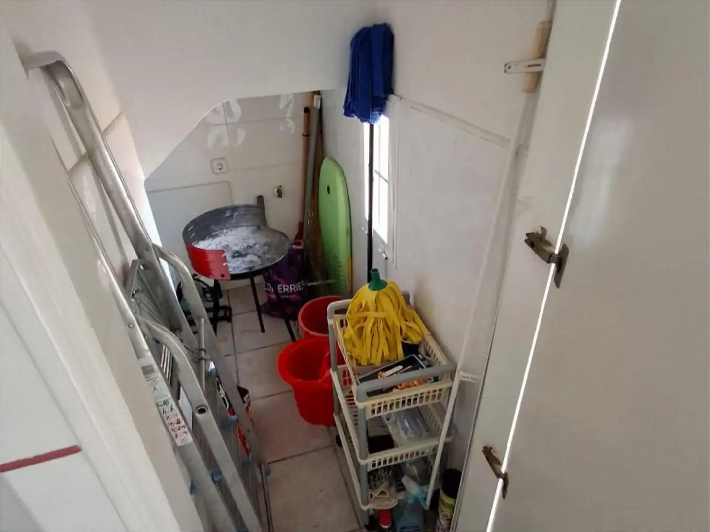 Piso en venta en Calle Alborán, 3, Aguas Nuevas Piso en venta en Torrevieja con Aire acondicionado, Calefacción y Jardín privado