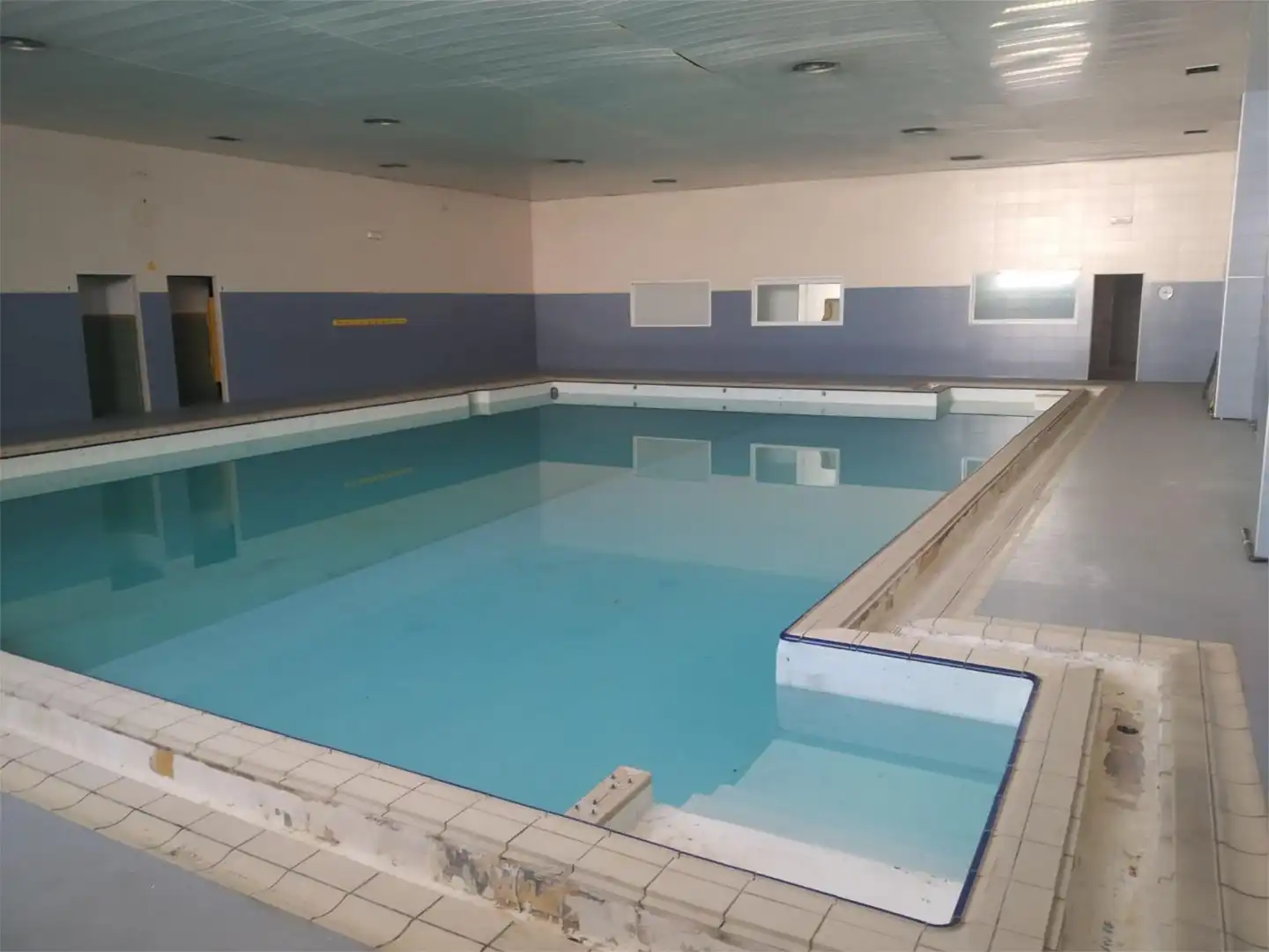 Nave industrial de alquiler en Calle Turín, 7, Pintores - Ferial Piscina de Nave industrial de alquiler en Parla con Aire acondicionado y Calefacción