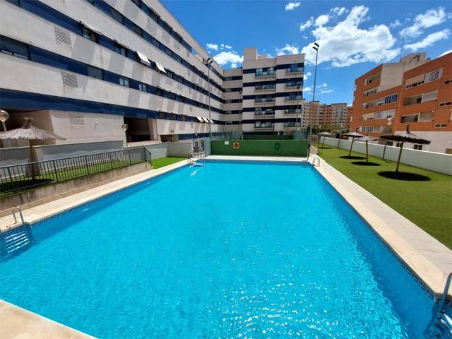 Piso en Alquiler en Garbinet - Parque de las Avenidas