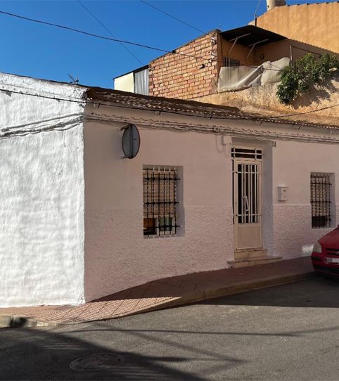 Foto 2 de Piso en venta en Calle Teniente Pérez Redondo, 30, Totana, Murcia