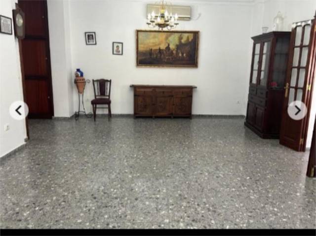 Piso en Venta en Calle Real de Villafranca, 54 en Los Palacios y Villafranca