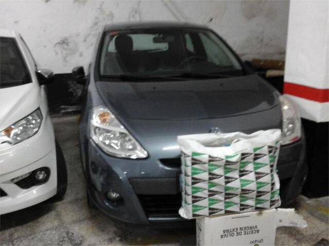 Garaje en Alquiler en Barrio de Uribarri