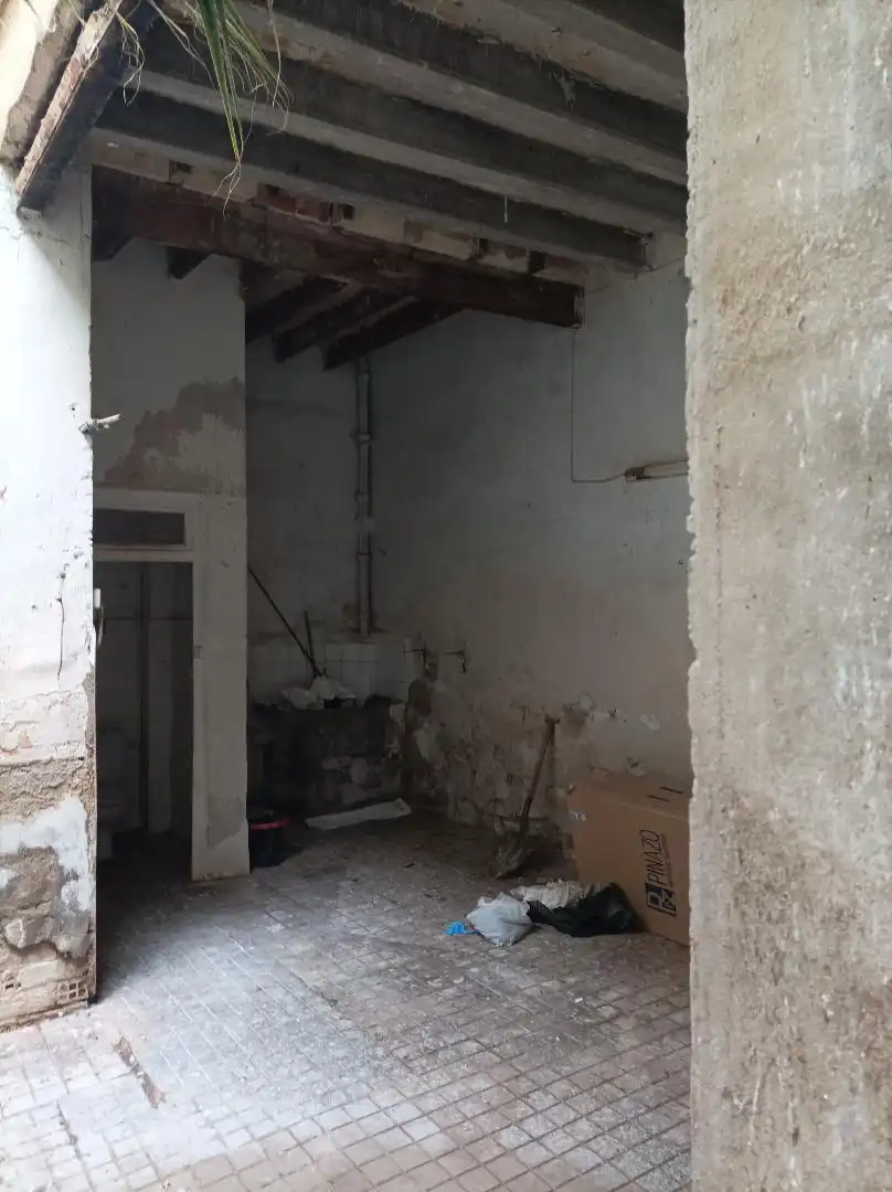 Casa adosada en venda a Calle Reyes Católicos, 30, Plaza Castelar - Mercado Central Casa adosada en venda en Elda amb Terrassa i Balcó