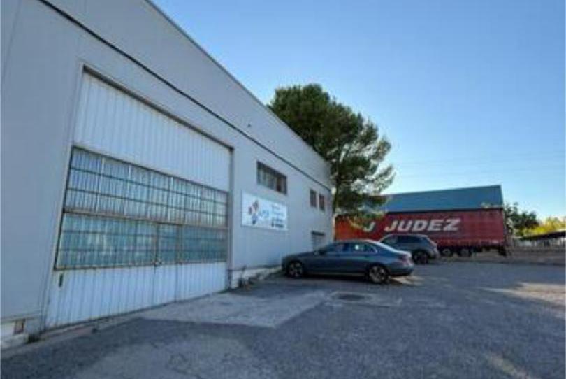 Industrial buildings to rent in Augusta Golf - La Charluca, Zaragoza - image 1 Photo 1 of Industrial buildings to rent in Augusta Golf - La Charluca, Zaragoza